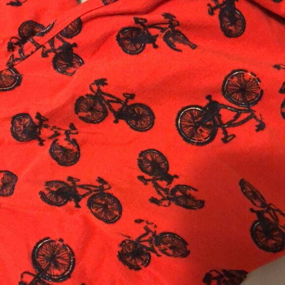 Lularoe leggings one size red with bicycles - Picture 3 of 3